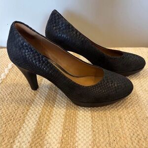 Clarks Black Textured Heeled Pumps